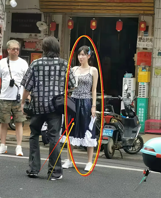 我天。。。她现实中这么吓人吗？！！