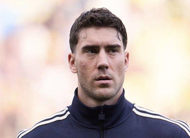 欧洲转会新闻播报！★提前预定！据说弗拉霍维奇已经与米兰预签了一份直到2030