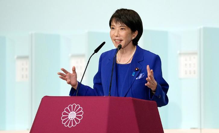 最近国际舆论场有个耐人寻味的反差：面对中国正常的导弹试射、稀土出口管控升级，