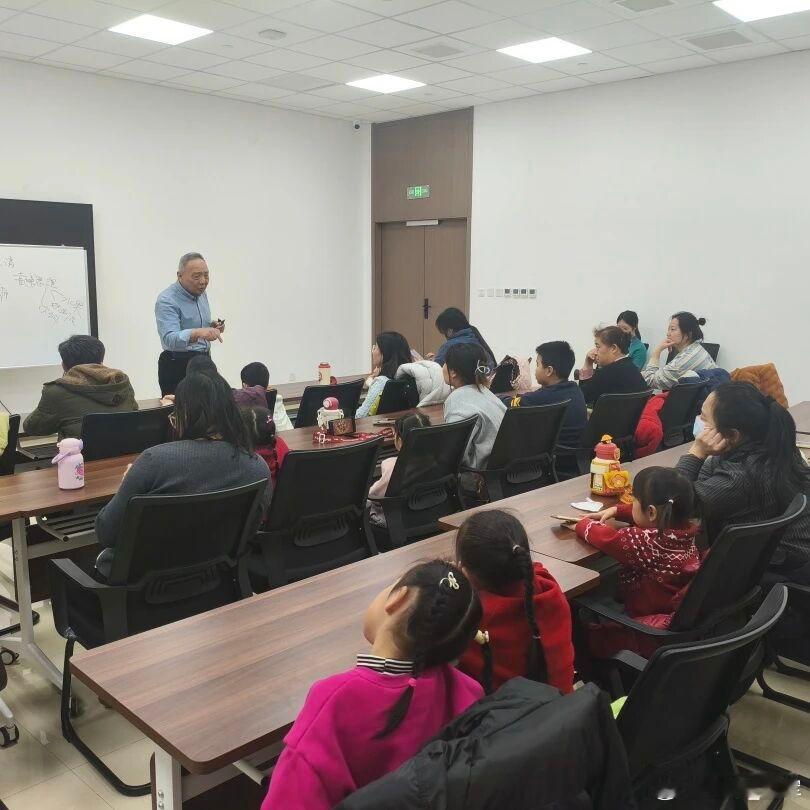 人生没有白走的路每一步都算数从中医思维来看，此言更见深意：每一步皆印记：如同经络