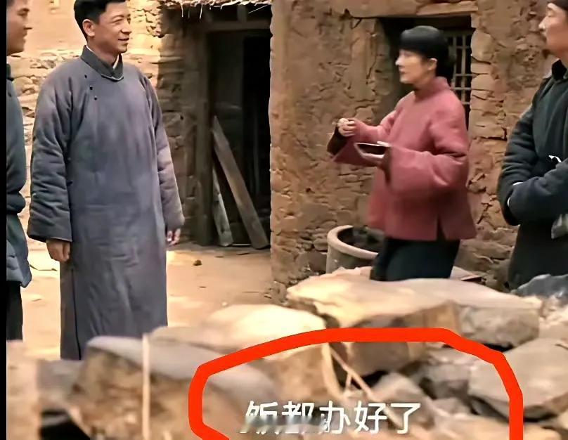 《生万物》播出后，山东人纷纷表示，“揍饭”才是山东的地道方言，“办饭”根本没听过