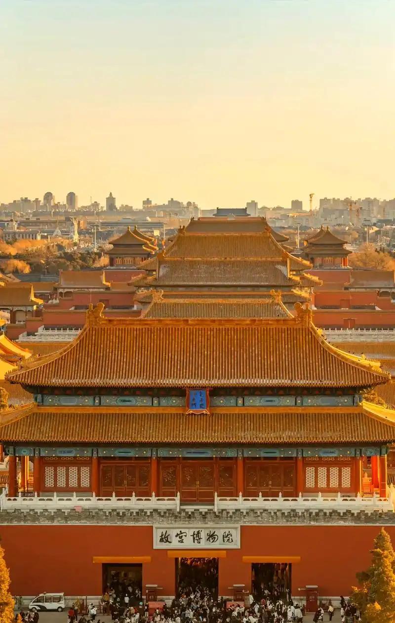 故宫缺钱缺到了什么地步，似乎永远入不敷出？故宫每年门票收入近8亿，文创收