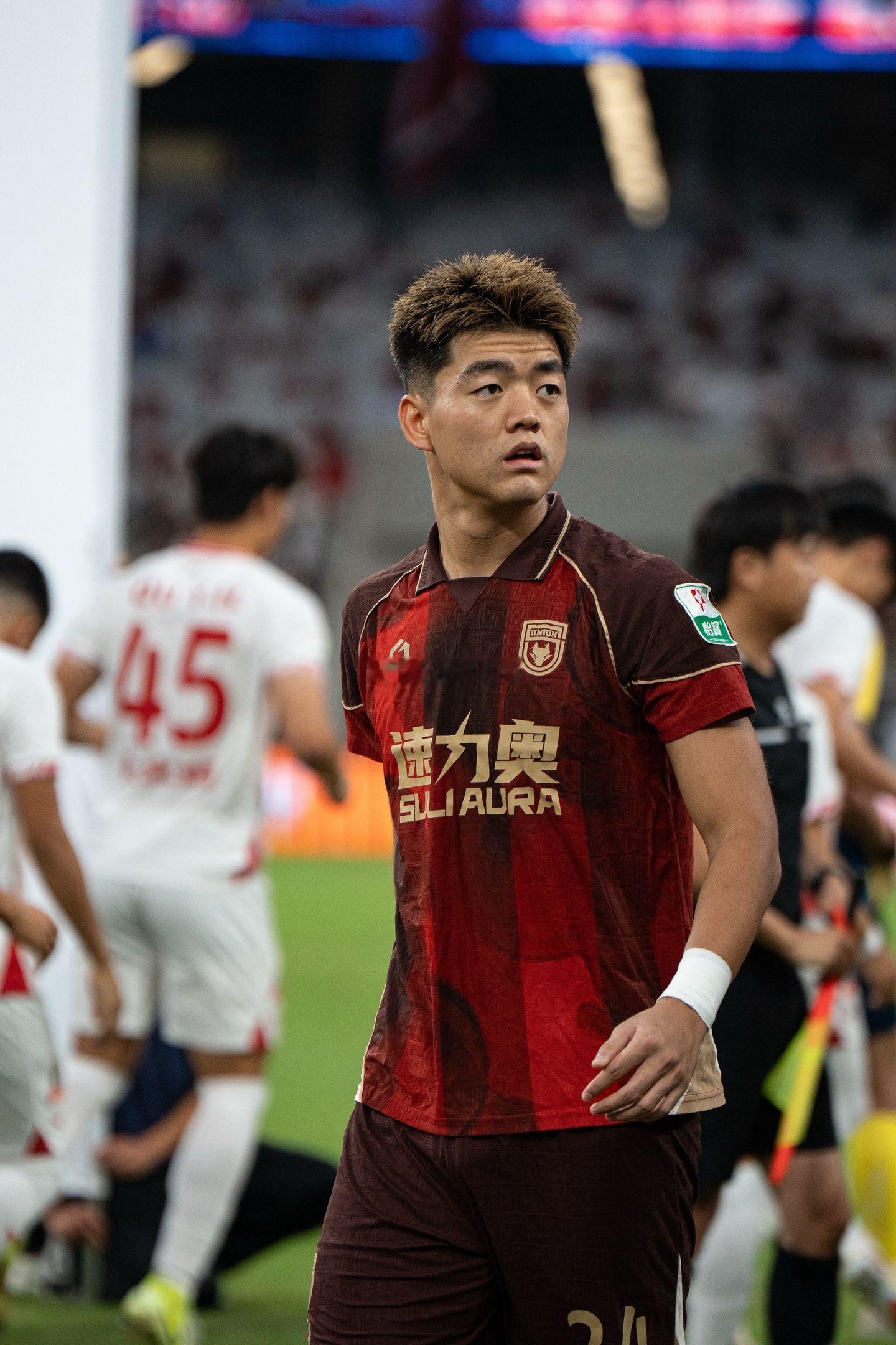 北京国安陕西联合梁少文更新社交媒体：“➕3。有很多不足还需要改进，自己