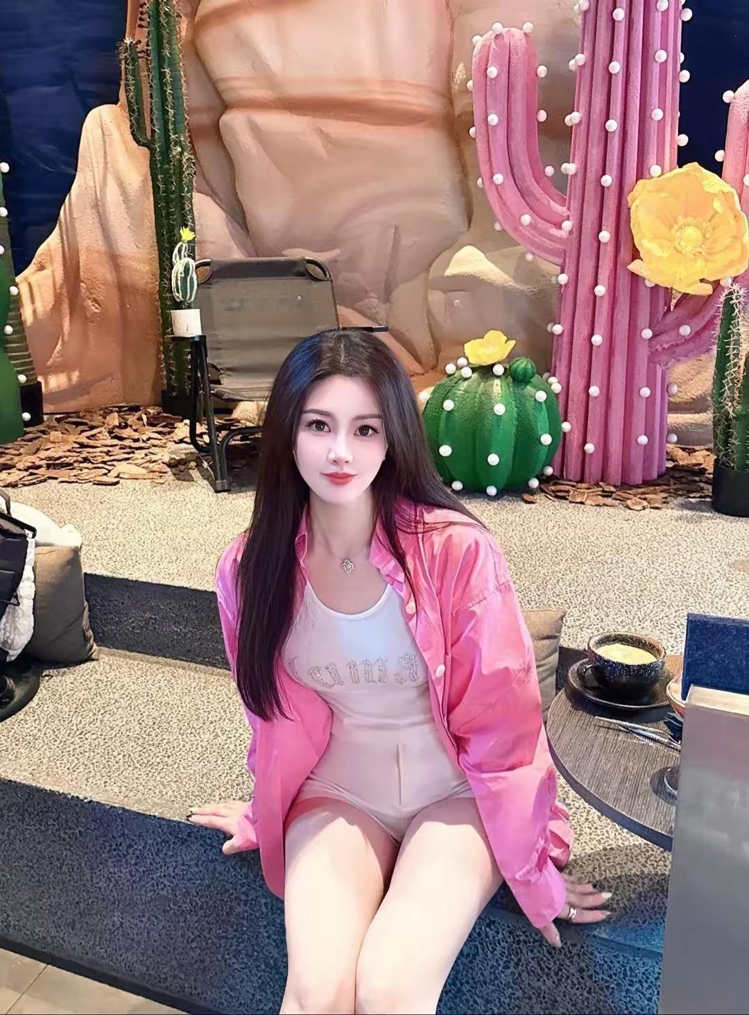 沙漠绿洲咖啡馆，粉嫩少女心，打卡拍照圣地！🌵💖