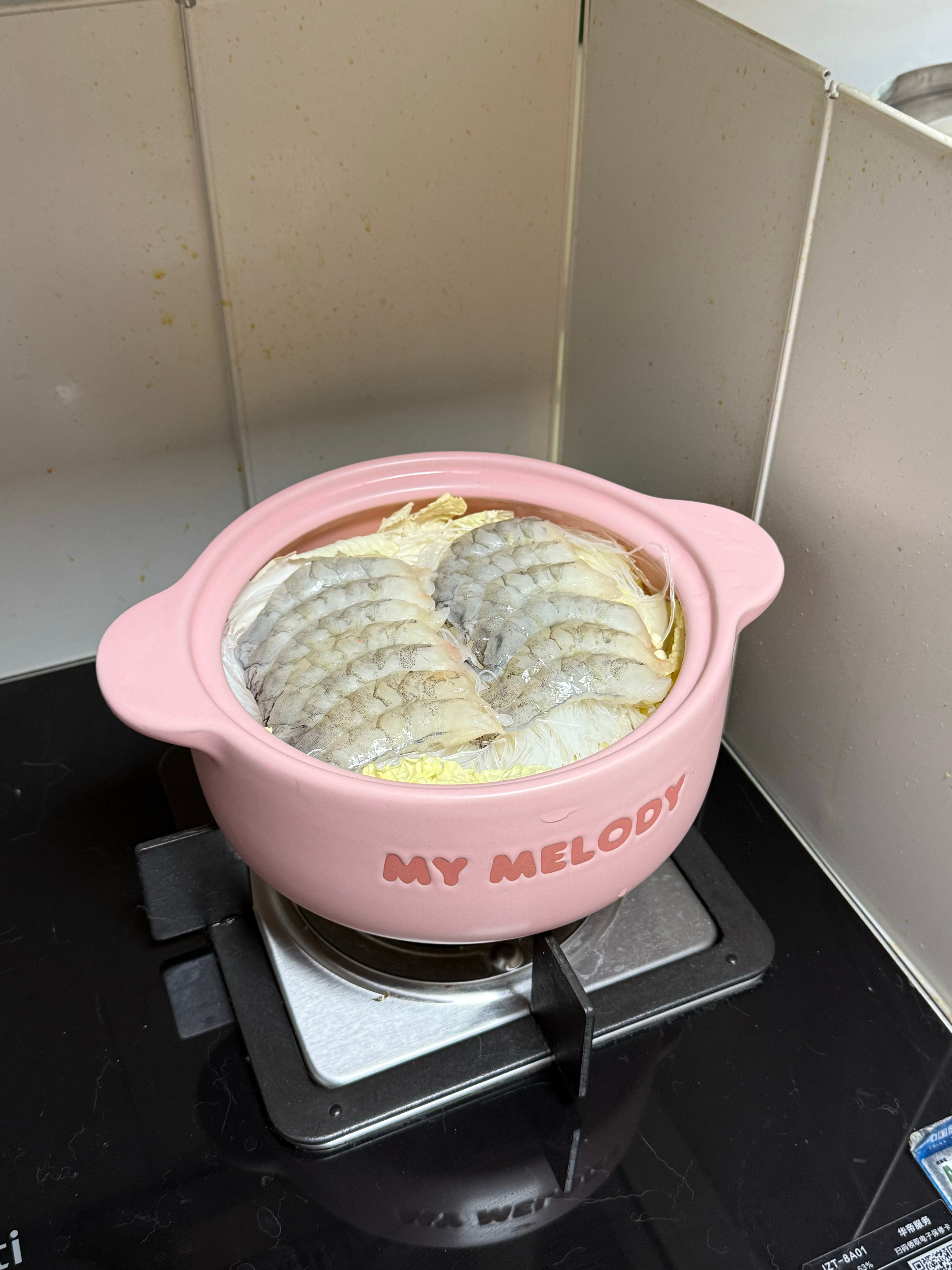 今天做了超大一盆蒜蓉虾煲能能食堂​​​