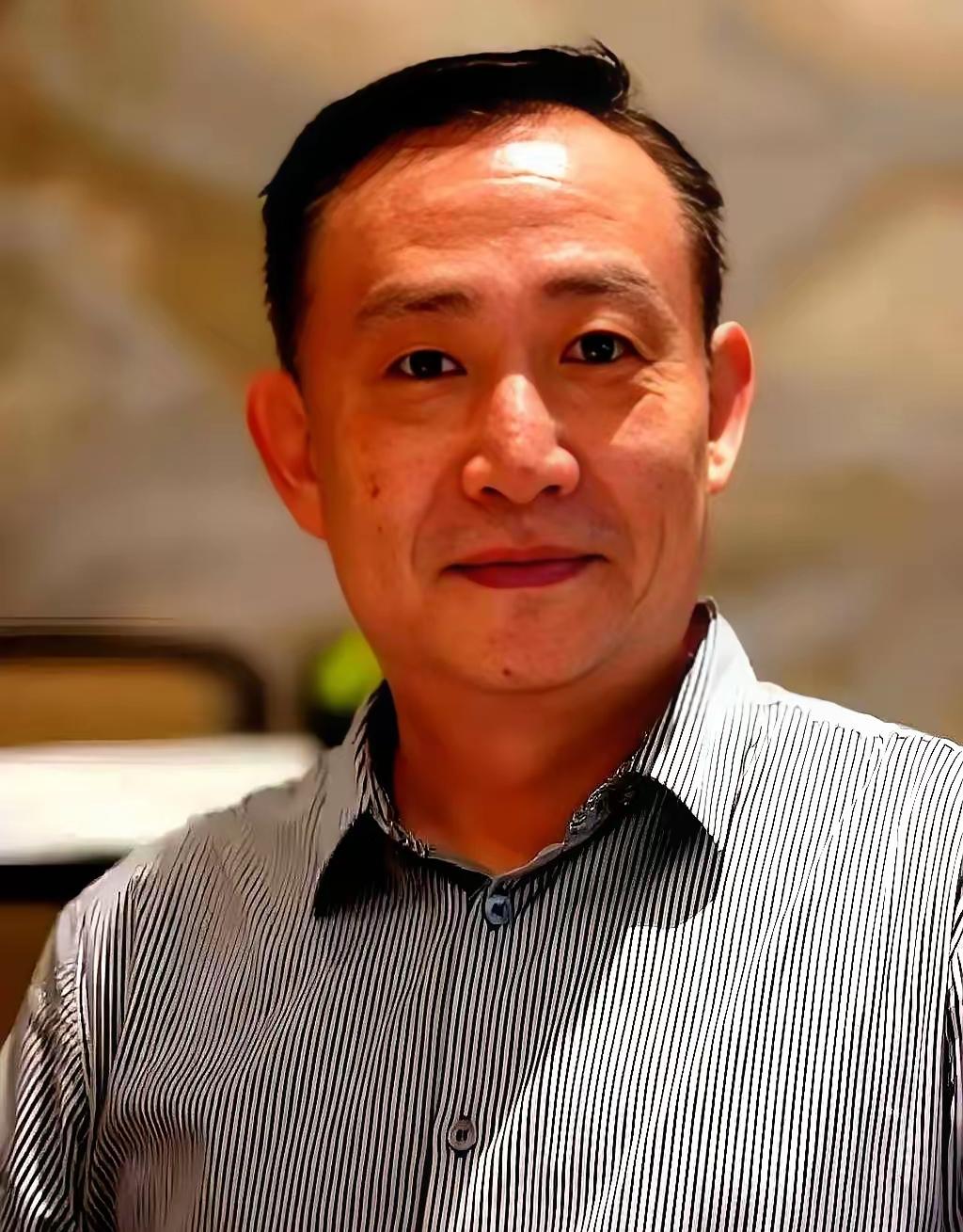 colFirst，卢麒元这发声可不是普通学者的空谈！人家1987年就扎进财政部文