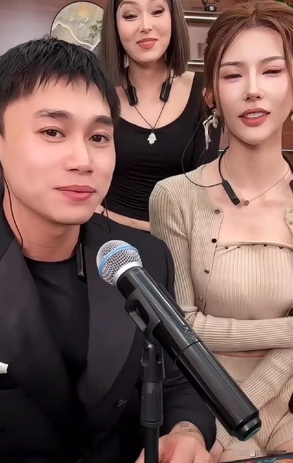 驴家小胖爆料，因为开泳池派对被封禁的刘二狗即将回归！