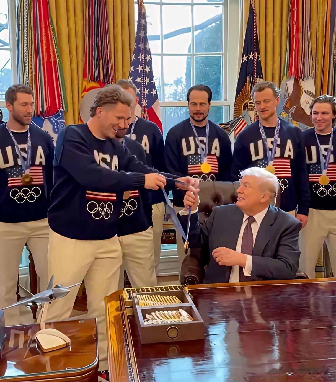 从表面上看，老特好像是喜欢冰球，所以才会和冰球运动员在一起畅所欲言、合影留念、庆