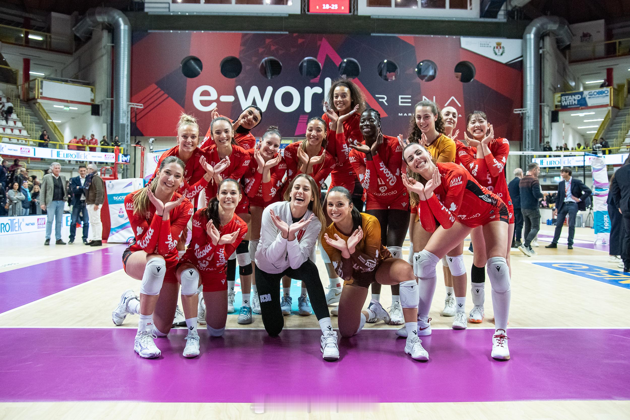 【意甲女排圣乔瓦尼1-3布斯托庄宇珊精彩处子秀贡献20分】庄宇珊意甲首秀20分