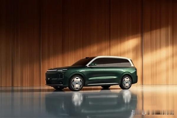 现在想买中高端增程的，一定要忍住！要不然就等着后悔吧。一大批400km纯电续航