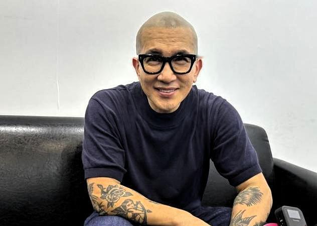 1月4日，大家都在说具俊晔去擦墓碑了，大S的，在台北金宝山墓园，很多人都觉得他好