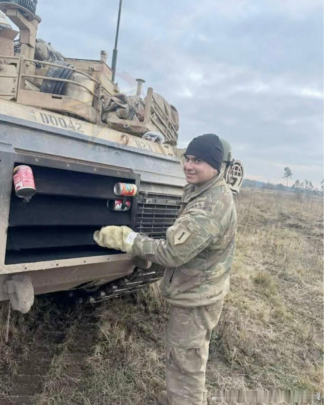 三等人M1艾布拉姆斯餐车