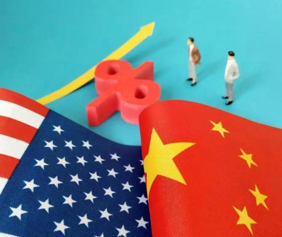 中国的战略已经触摸不透，第一：不管欧盟有多少国；第二：不管北约有多少国；中国一国