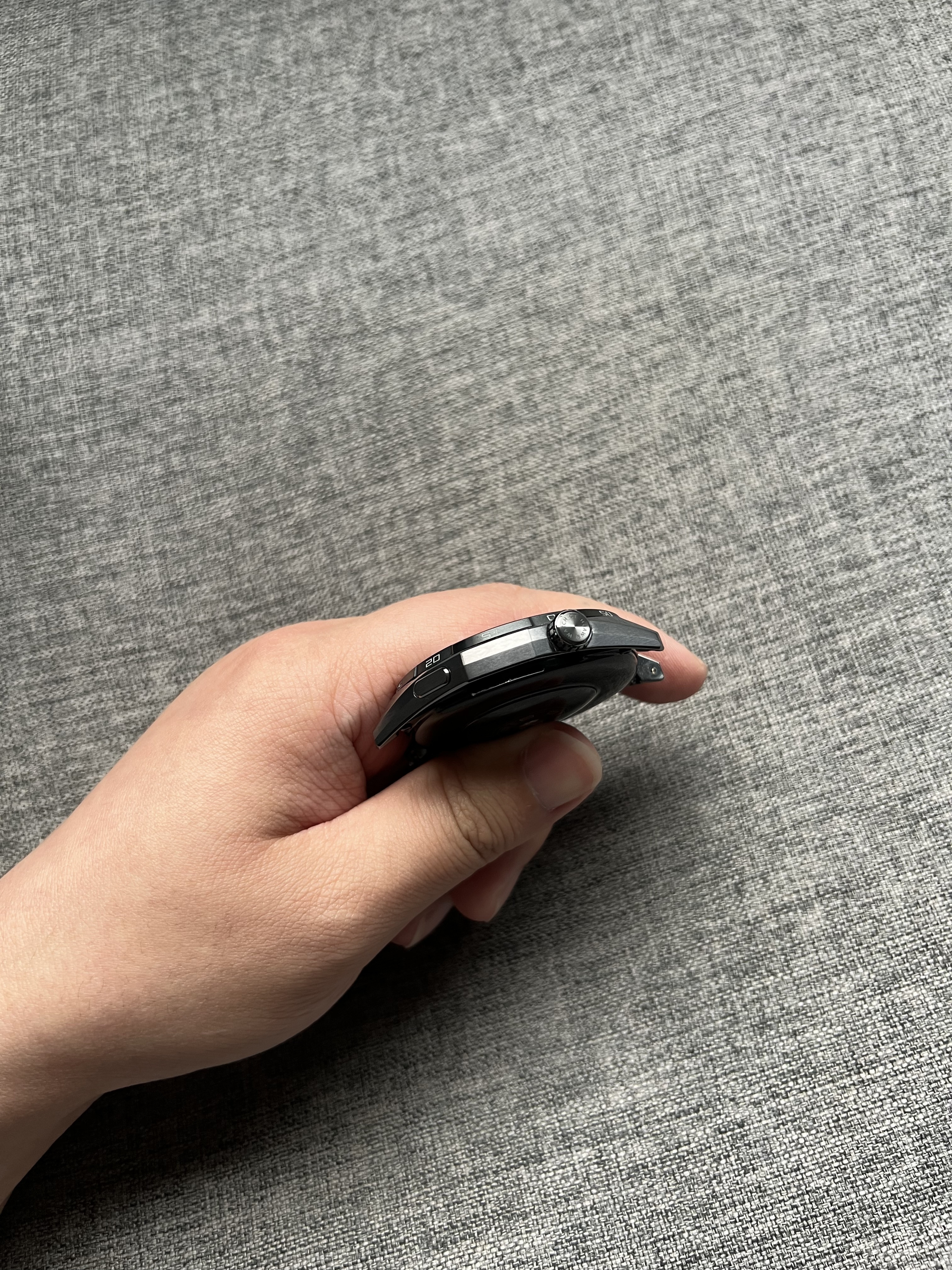 华为WatchGT646mm雅丹黑，95新，细微划痕，盒子配件全套，全国