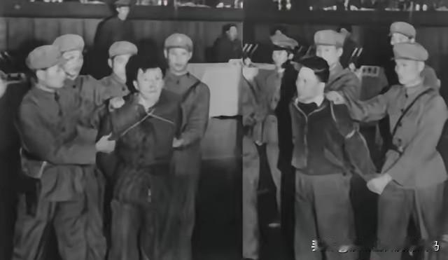 熊紫平（1952年—1979年），男，汉族，开国少将熊应堂之子，湖北省黄安县人。