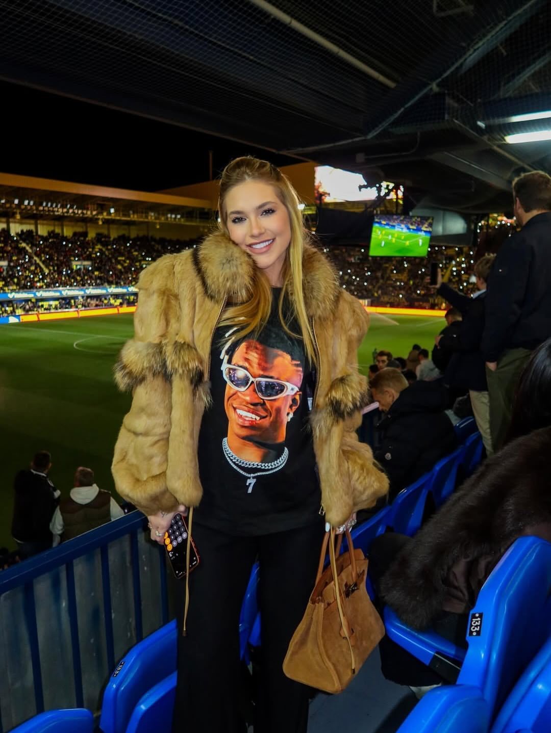 维修斯女友比利亚雷亚尔0比2皇马