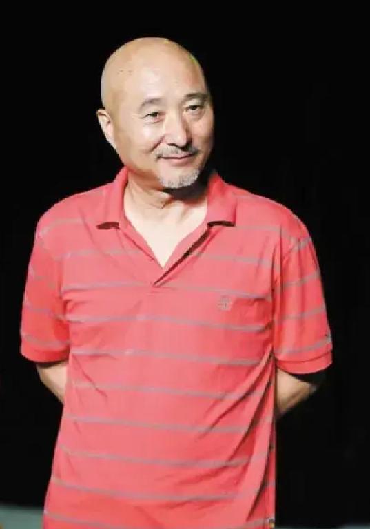 一天，陈佩斯的大孙子忘带作业去学校，儿媳妇发现后当场发作，劈头盖脸地训斥道:“作