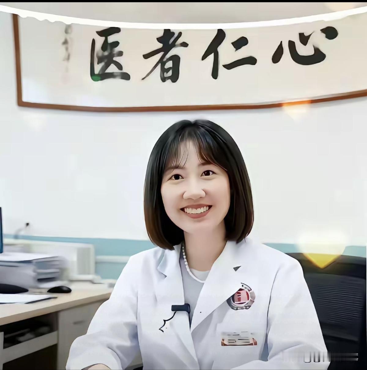 曾医生是一位好医生。自从去年网上一直热议的曾医生个人私生活一事，至今，还是沸