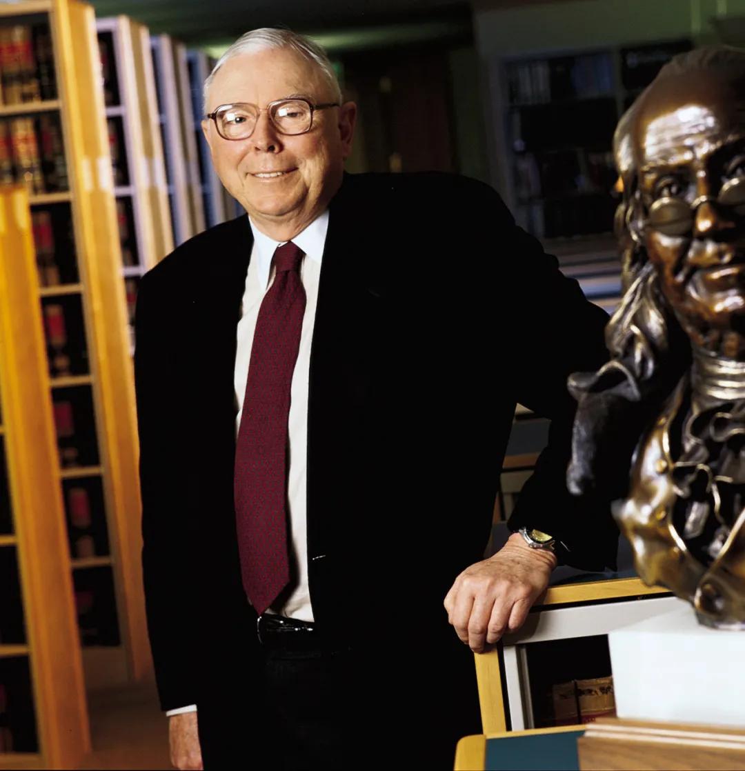 查理.芒格，是投资界的一位大咖级别的人物，以他为背景的一句话，在财经圈广为流传，