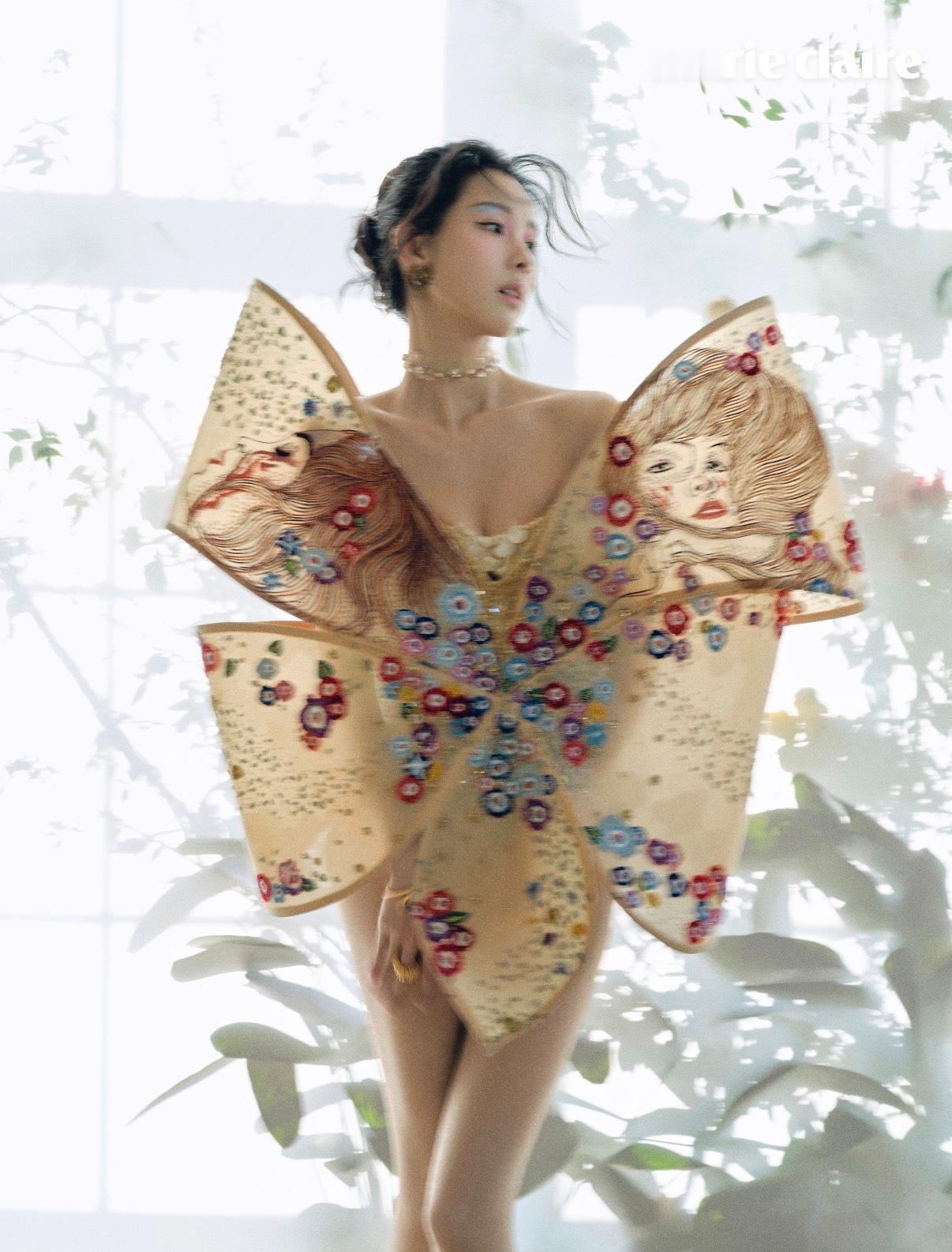 陈都灵身穿RahulMishra2025秋冬最新季高定（拍摄时）搭配MIKI