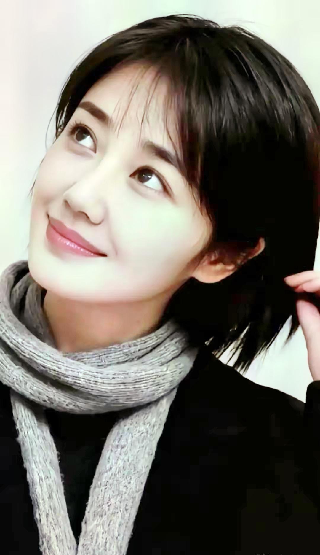 这样的短发妹纸做你女朋友可以吗？简约短发女神那些让你心动的女神都有谁最喜欢