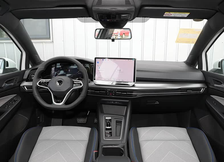 大众第九代高尔夫首张官方预告：油电同堂，高尔夫这次玩得挺大第九代高尔夫要来了，