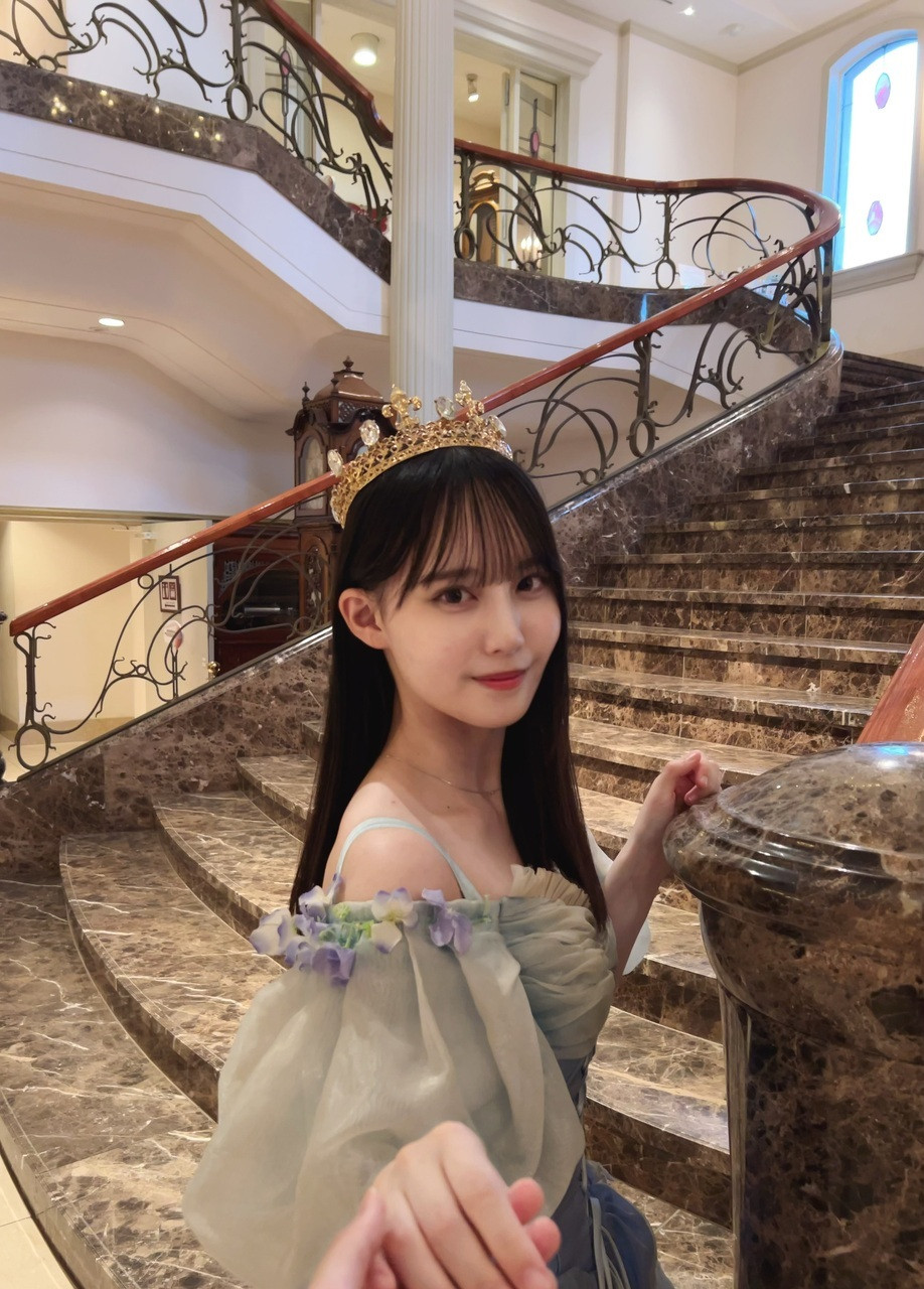 松尾桜「また顔にピントがあってない。まあ君が私にくらくらして視界がぼやけたってこ