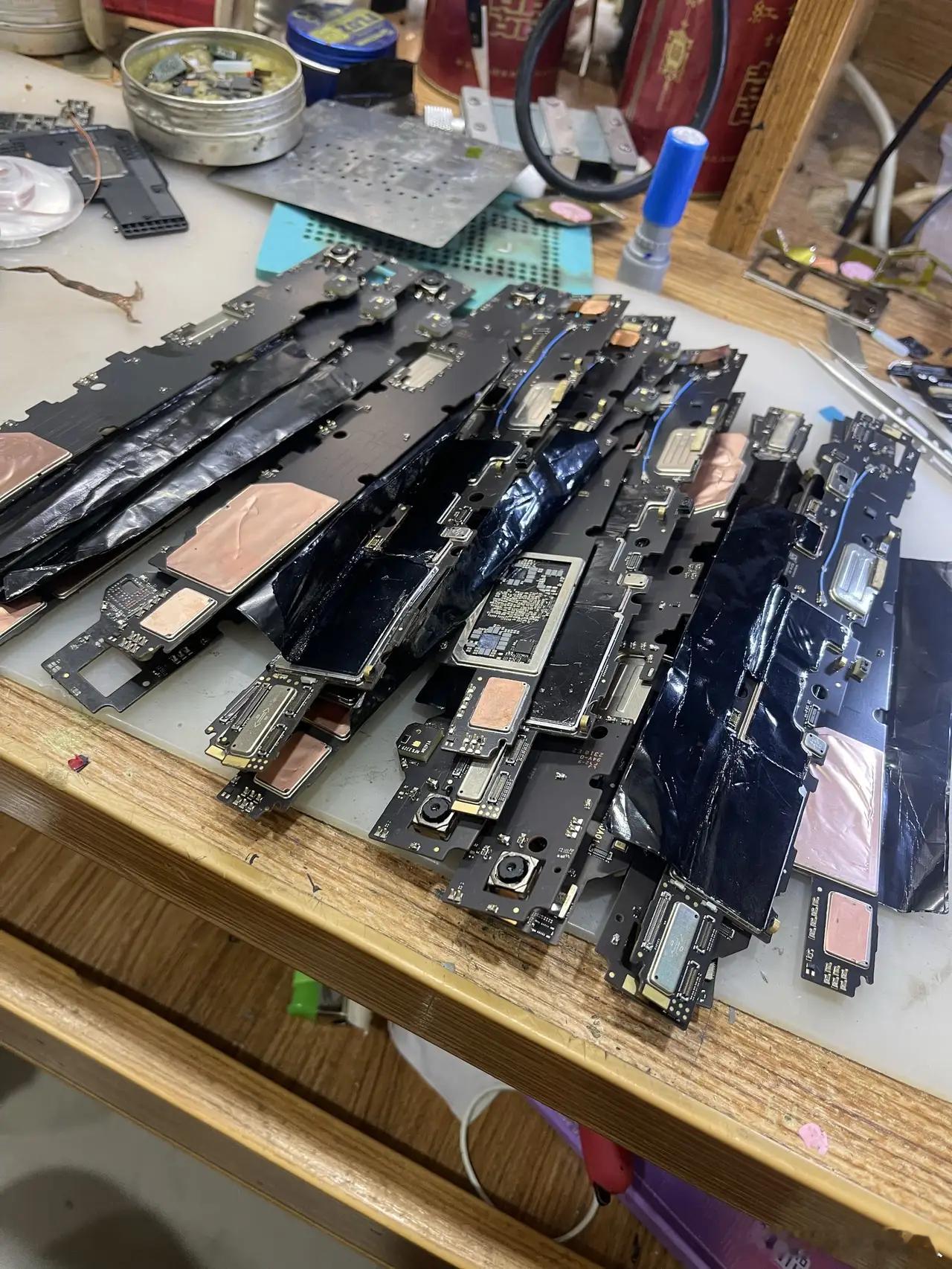 看着这么多东西要修呢，也不晓得能修好几个。