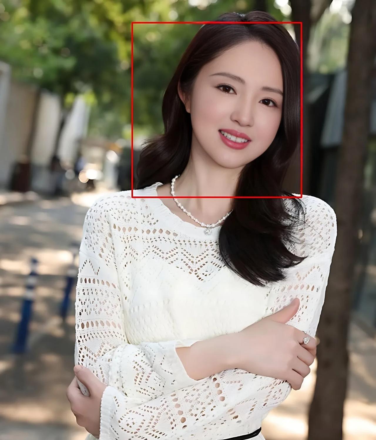 高云翔万万没想到董璇离开自己后，不仅找到头婚、比她小9岁的男人日子过的也是风