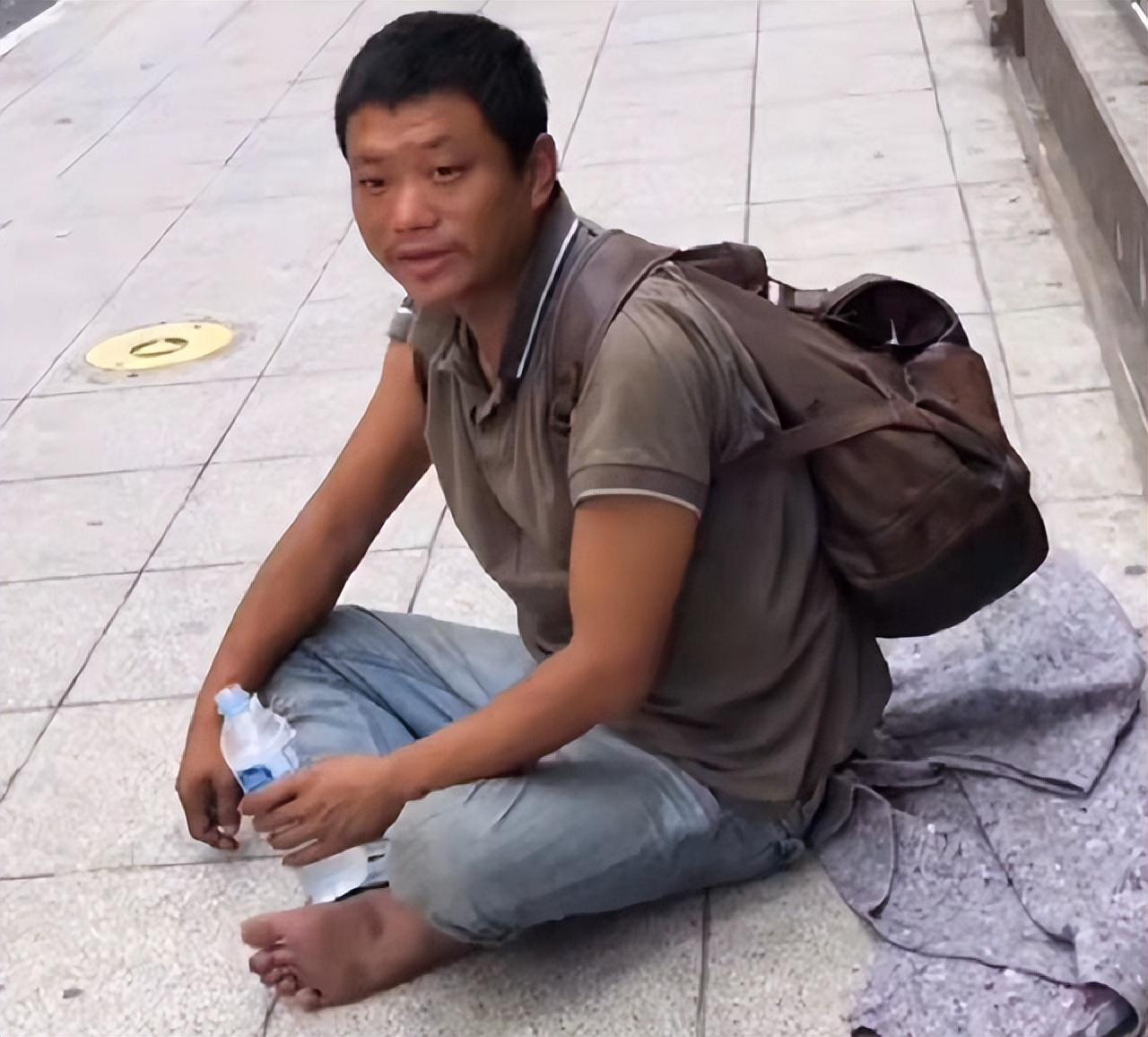 “我不配回中国，没脸见人，”2018年，四川小伙流落巴西街头，靠乞讨为生，当大使