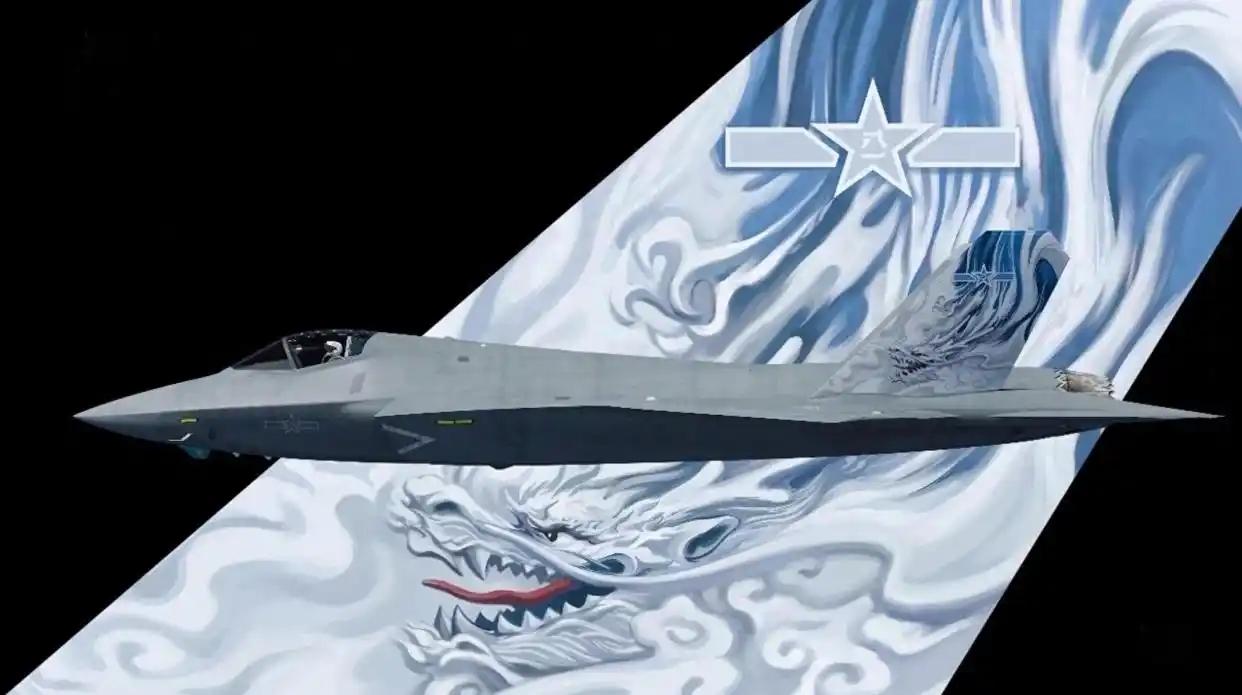 歼-35A定名云龙！空军隐身战机体系补齐关键一环央视《国防公开课》正式公布，空