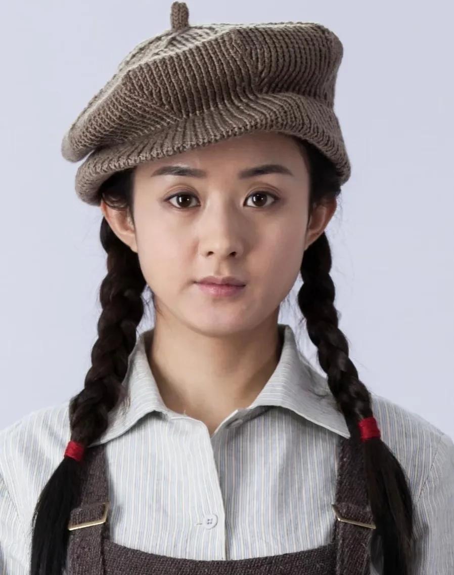 许多普通人素颜时看着很舒服，可是一拍照就容易暴露缺点。相机有时候确实会把人拍得“
