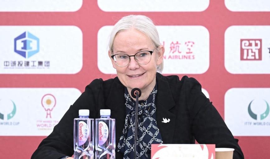 索林慌了！中国乒乓球全锦赛，前两天还门可罗雀，怎么突然一票难求了？刚刚结束的