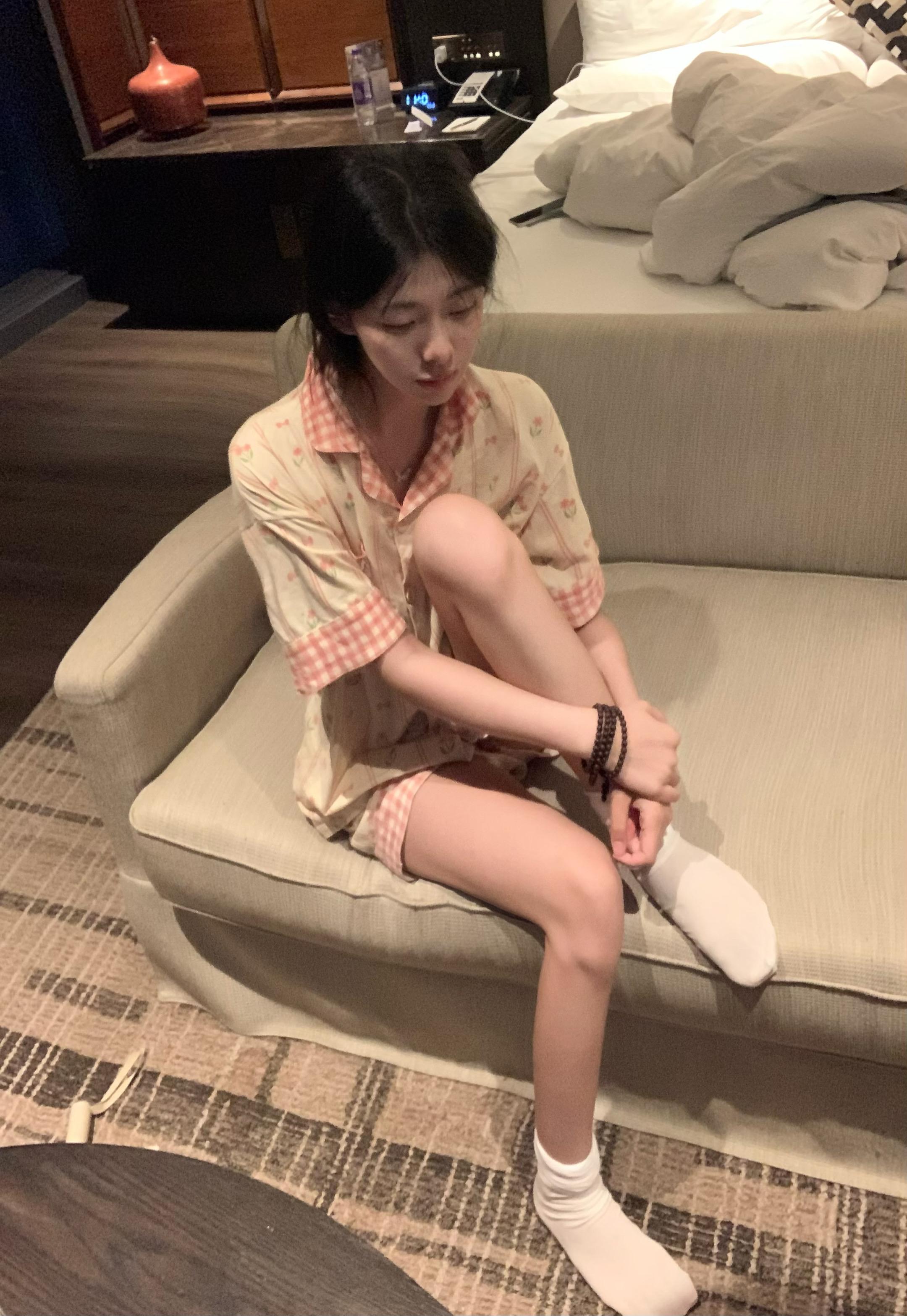 喜欢你才装可爱啊 你以为卖萌很轻松吗