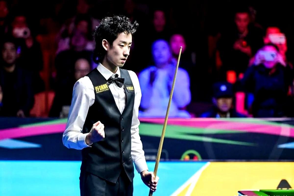 赵心童现在不好打了，到了英锦赛，他就是那个被所有人瞄准的靶子。他之前拿过冠军，打