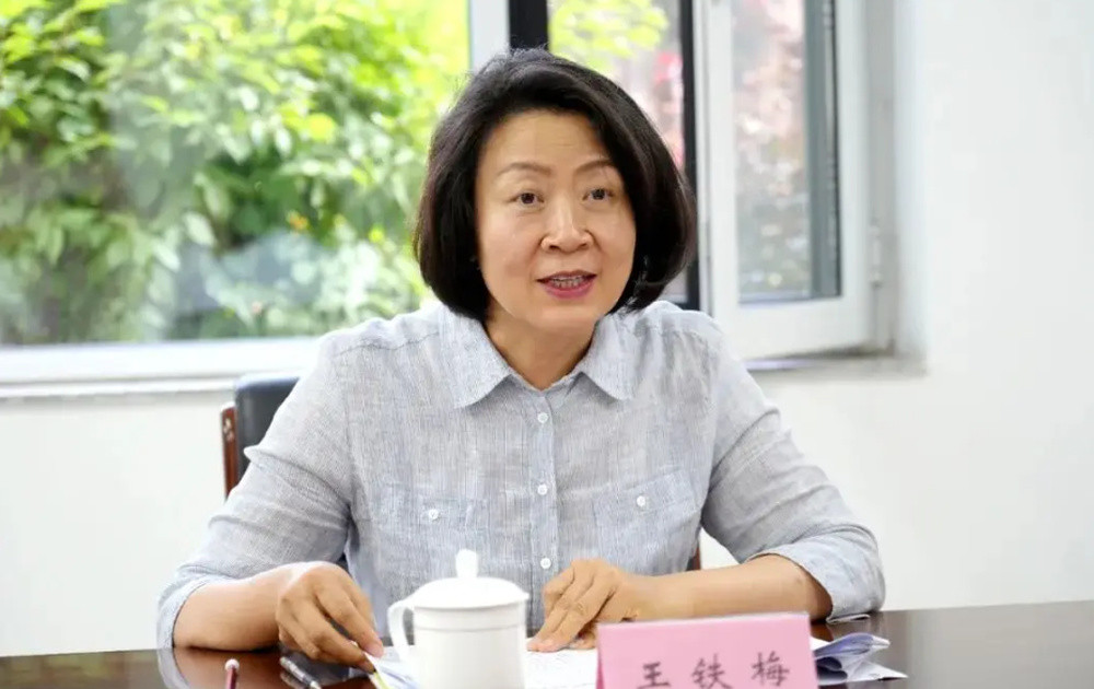 山西省纪委常委王铁梅, 履新山西传媒学院党委书记