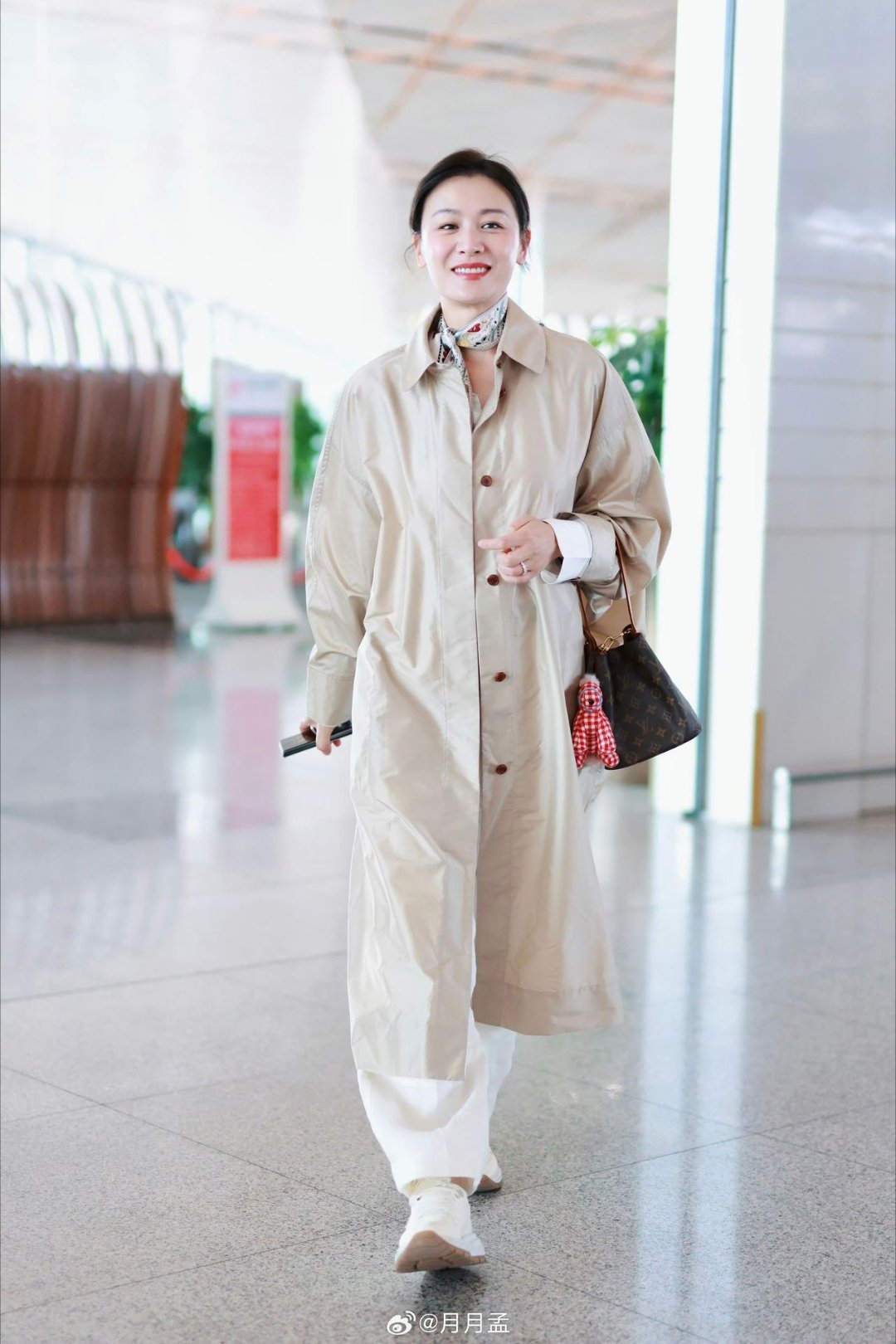 叶一茜21岁超女21年后乘风最美超女叶一茜来浪姐了 叶一茜晒出21岁参赛旧照，我