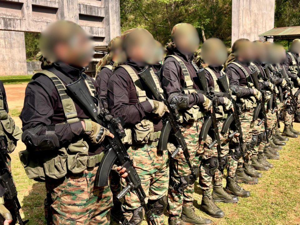 印军东部军区新组建的轻型突击营相继亮相藏南方向印军东部军区第3军和第4军先后发