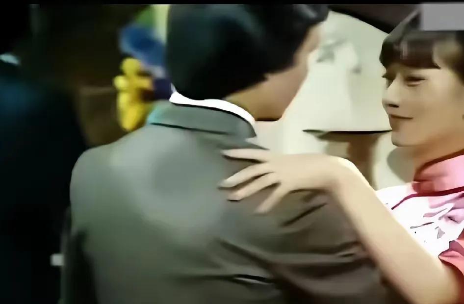 骗了我们30年，为赵雅芝削发为僧的，根本不是郑少秋。真正的主角，是81版《大侠