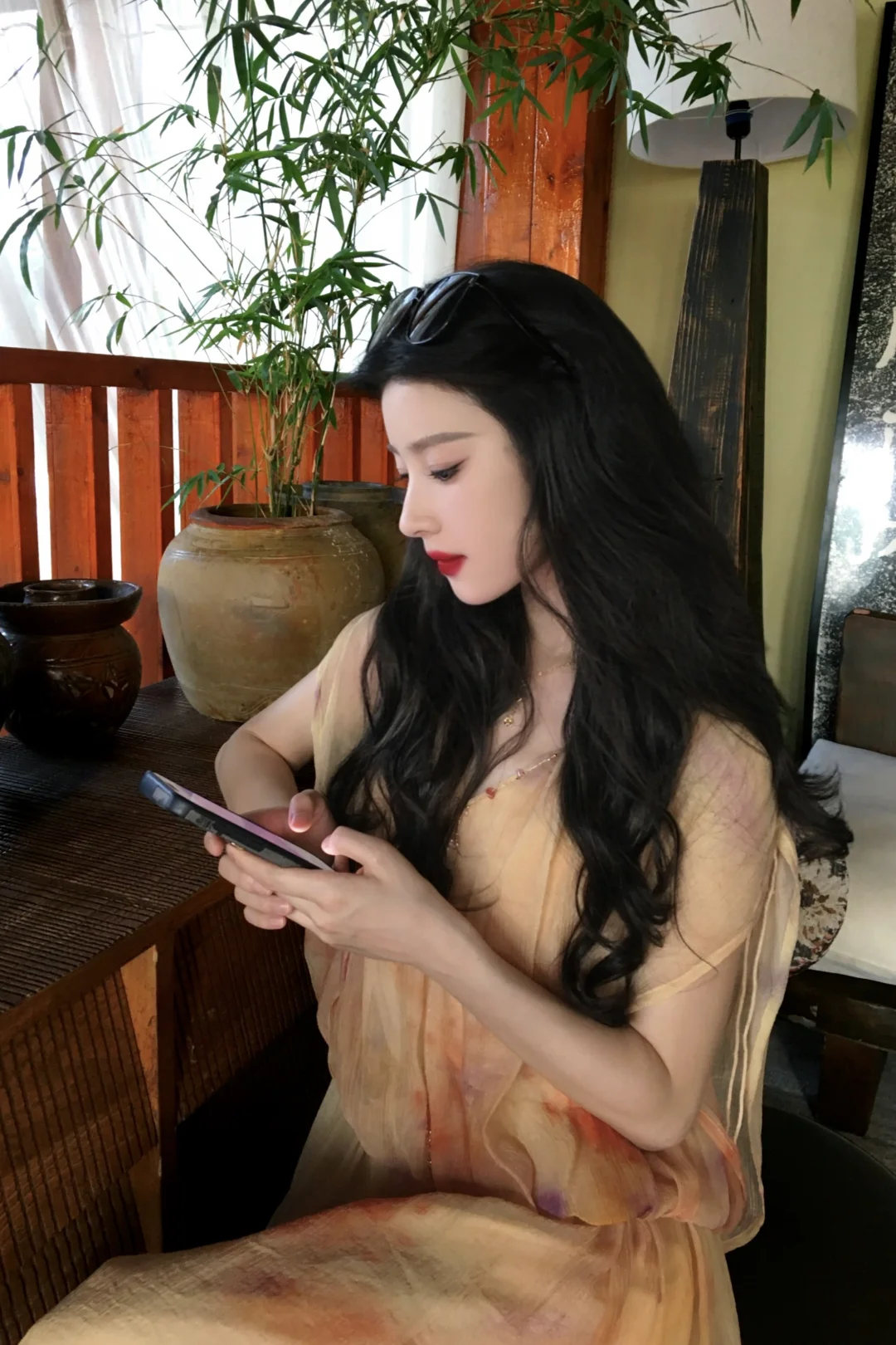 不是说忘不了姐姐吗