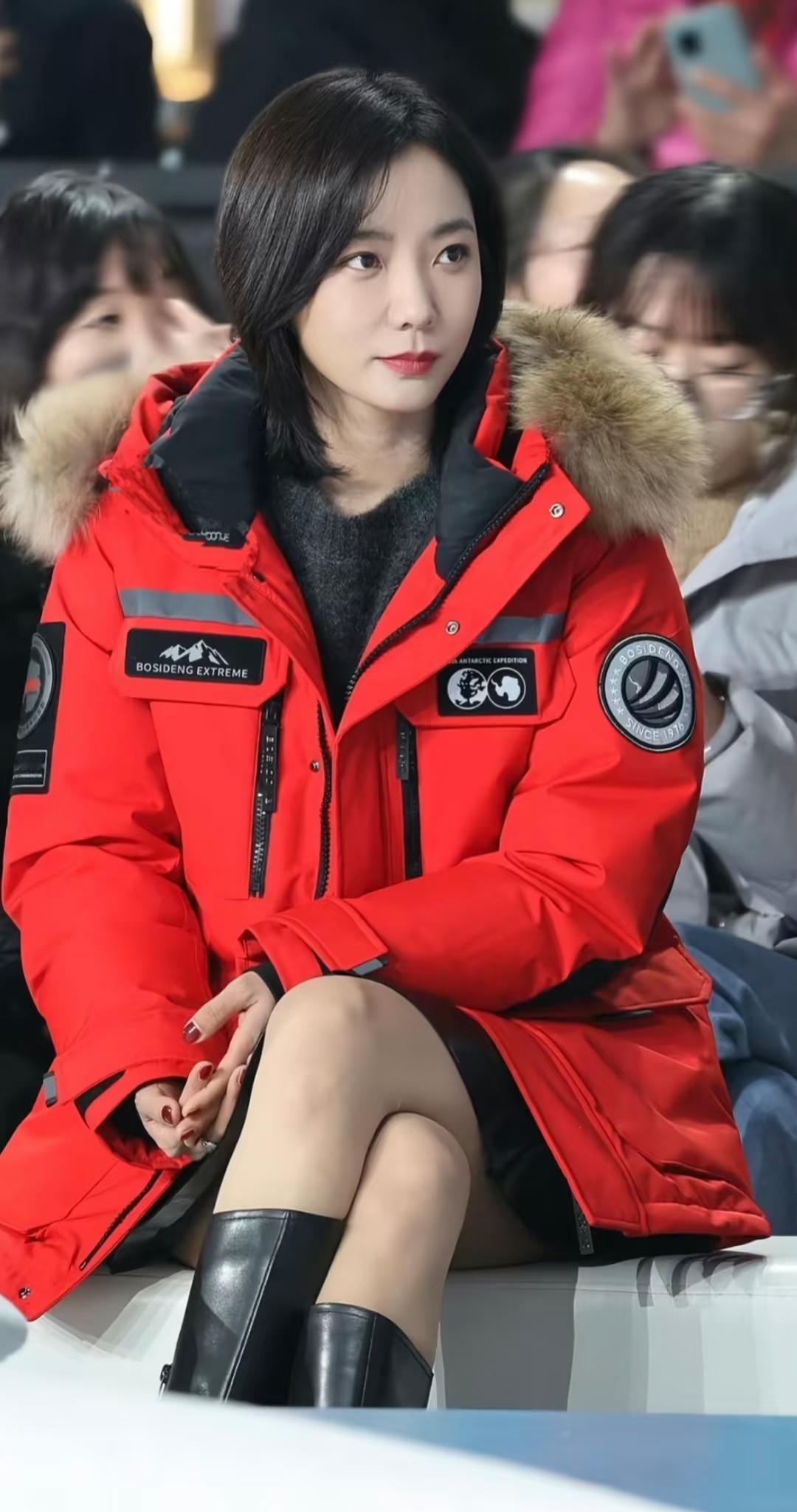 王珞丹靴子加肉丝难得一见啊