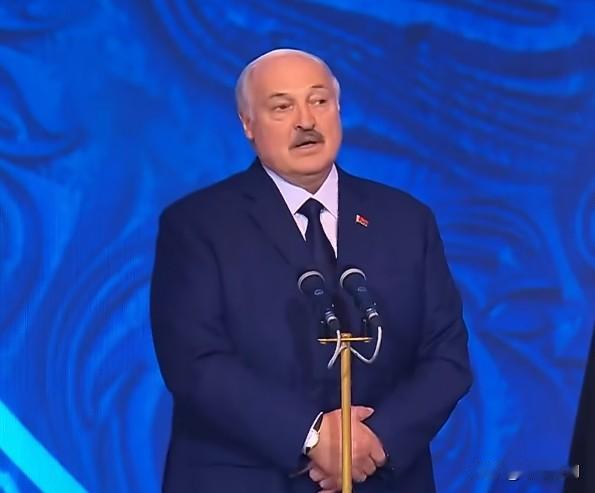 卢卡申科谈马杜罗被绑架：“你们得明白：什么都有——有协议，有付出去的钱，包括