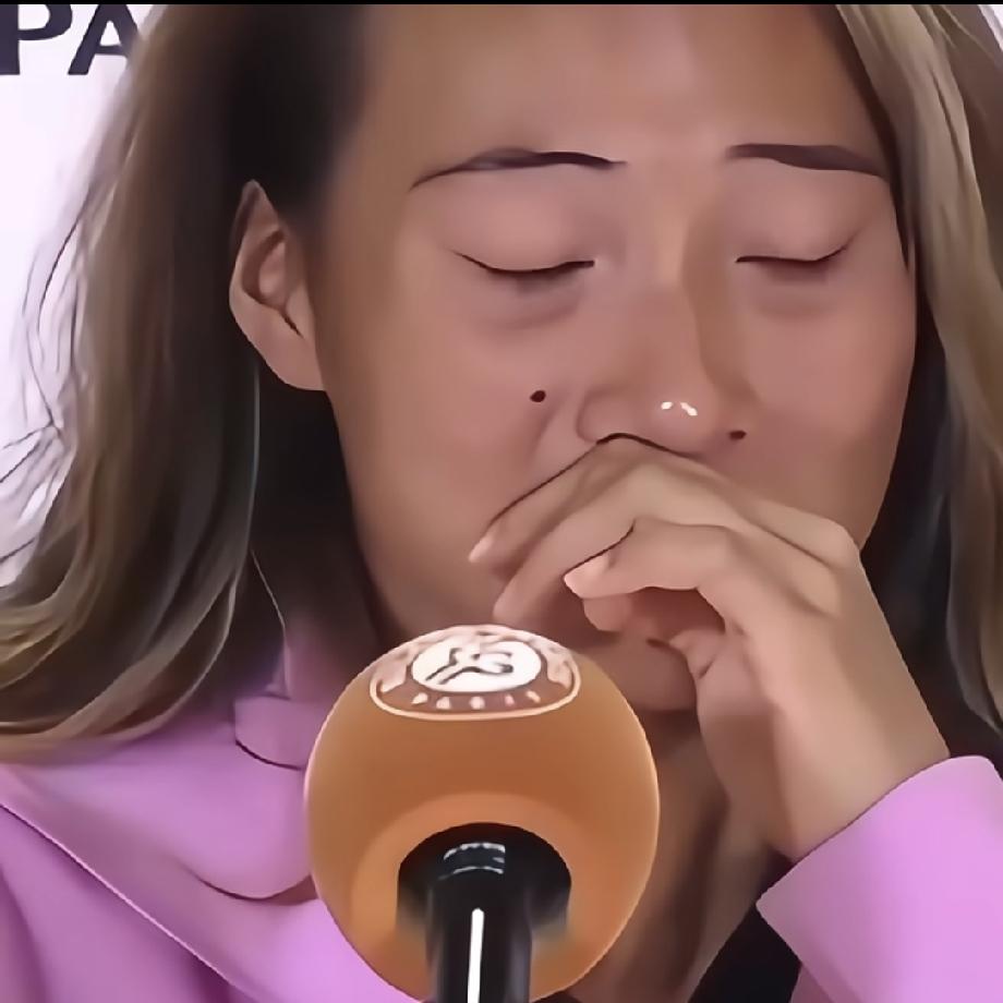 郑钦文输了，我不难过因为输赢很正常真正让我失眠的是，郑钦文明明才23岁，但是