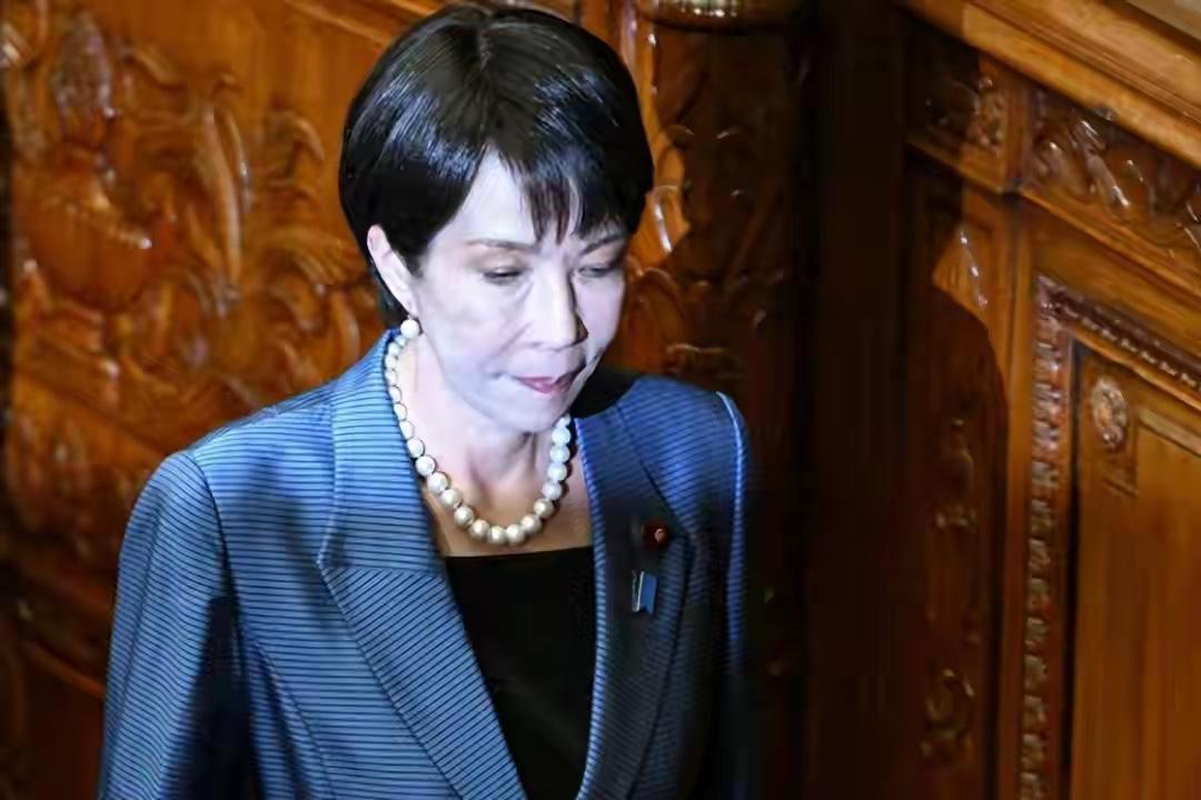 中俄朝三国都明白了，打美军航母已不重要：必须先打日本导弹基地比美军航母更让中