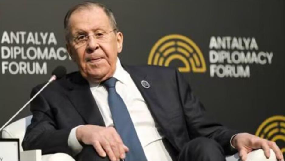 俄罗斯外长拉夫罗夫最近说了句耐人寻味的话。他说：“没人知道我们的红线在哪，这