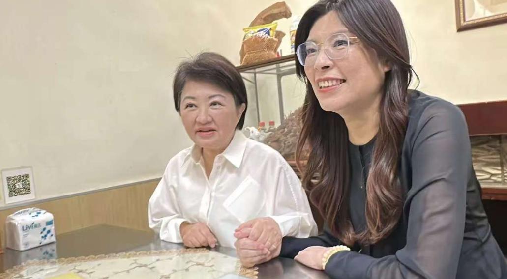 要挟郑丽文不成，卢秀燕一夜之间跌落神坛。原本想靠着施压郑丽文刷存在感，为2