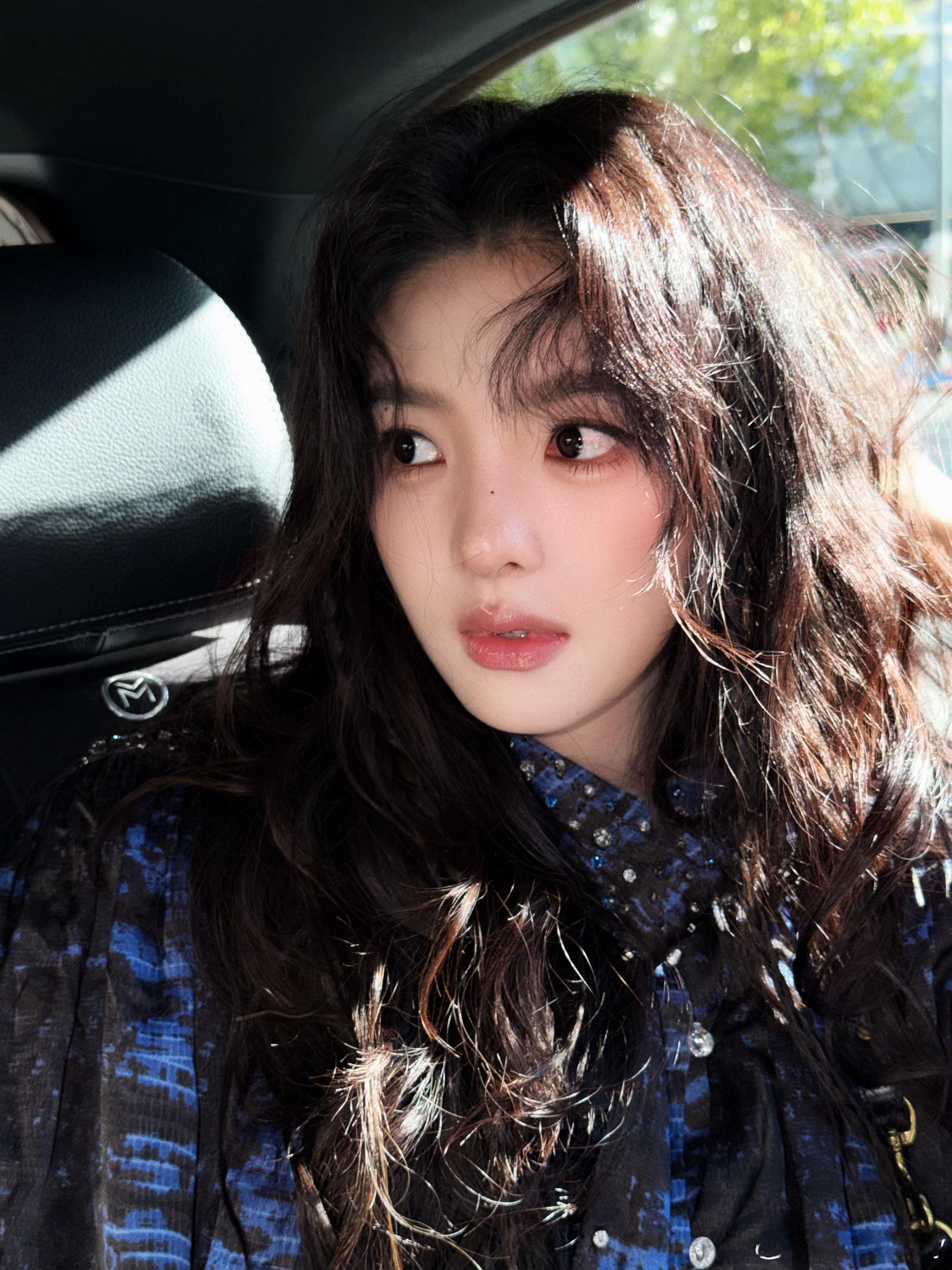 章若楠说想化一个清冷姐感妆✨章若楠姐感妆时装周夏一秒上妆💄📷杨单​​​