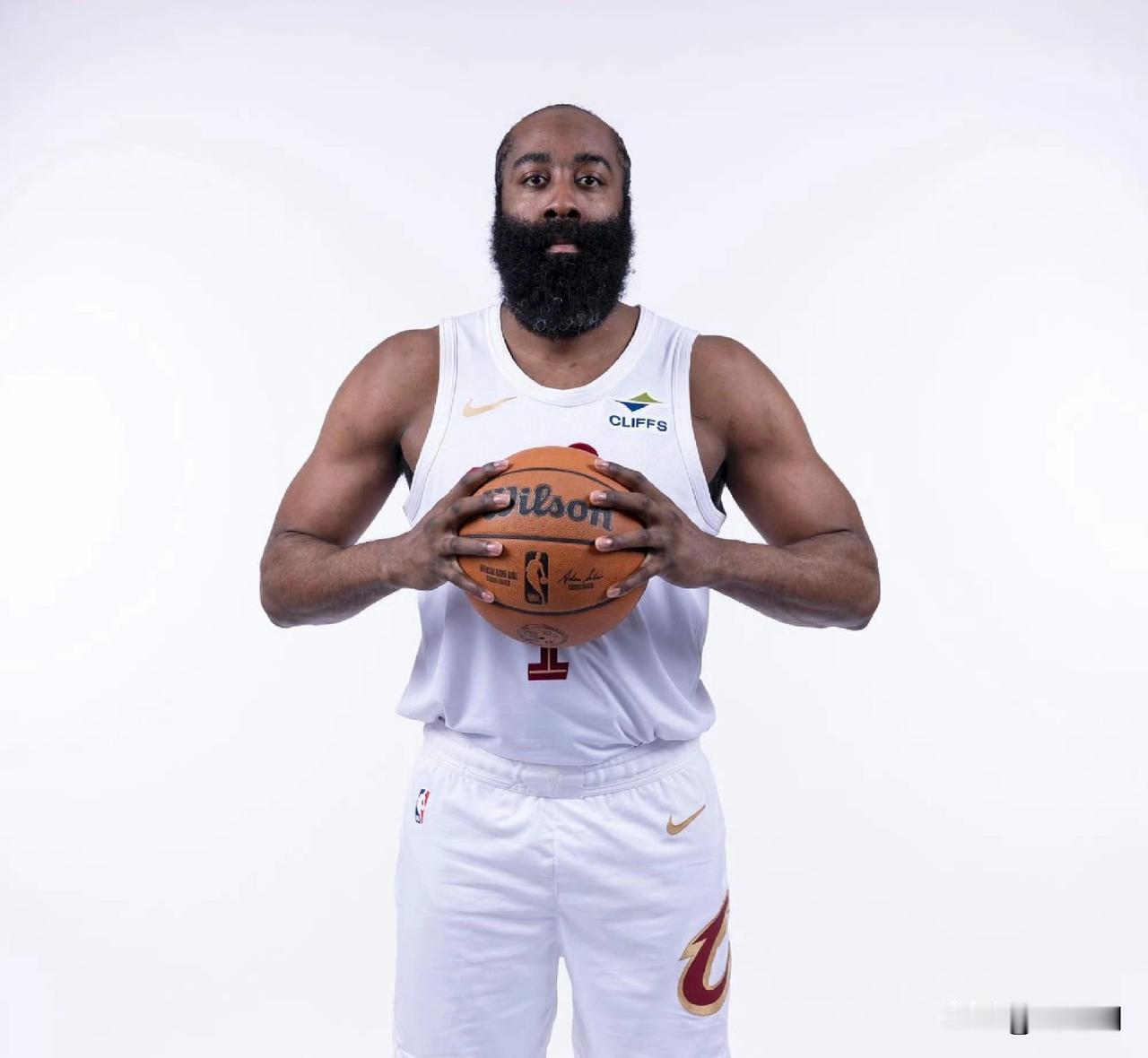 全场比赛结束！哈登今日数据：16分9助5篮板3抢断6/8投篮3/5