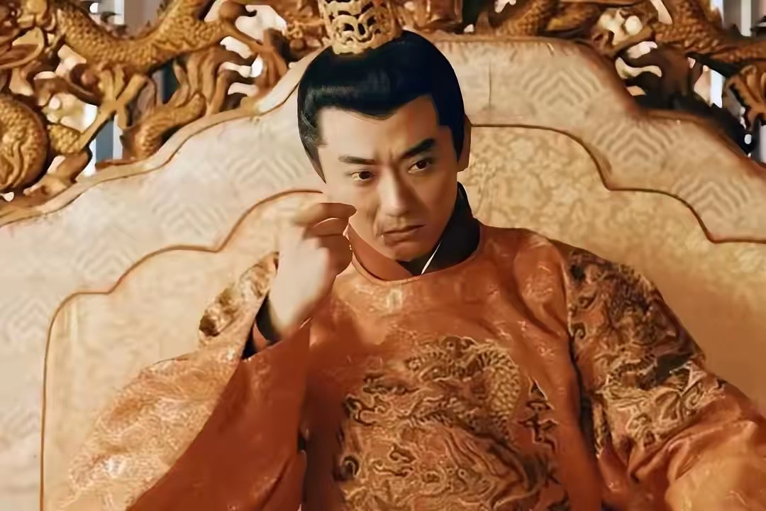 朱允文削藩，明明只逼死了一个湘王，为啥其他藩王都认为他削藩就是要命呢？说白了，朱允文就是踩了所有王爷