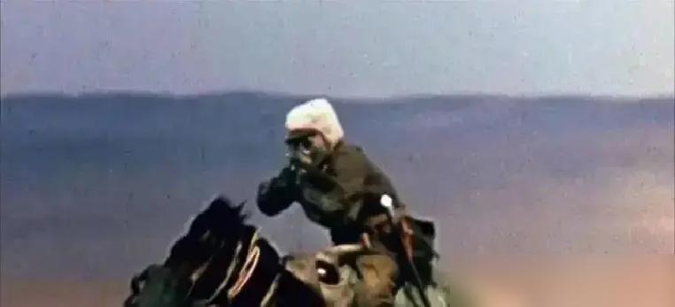 别再嘲笑好莱坞不会拍中国了。是他们不敢拍了。《变形金刚7》原本让霸天虎勾结“中国